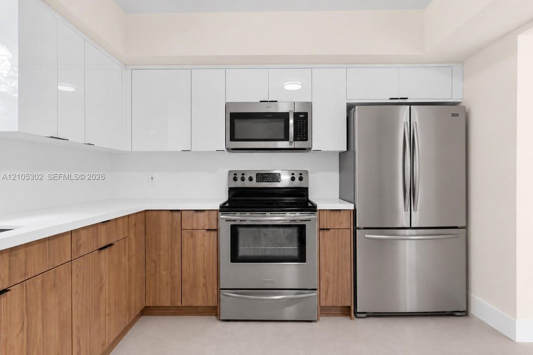 В аренду: $2,900 (2 спален, 2 ванн, 2374 Квадратных фут)