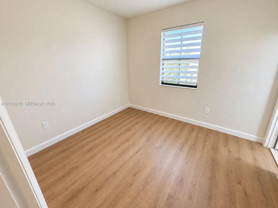 For Rent: $3,300 (3 beds, 3 baths, 1332 Square Feet)