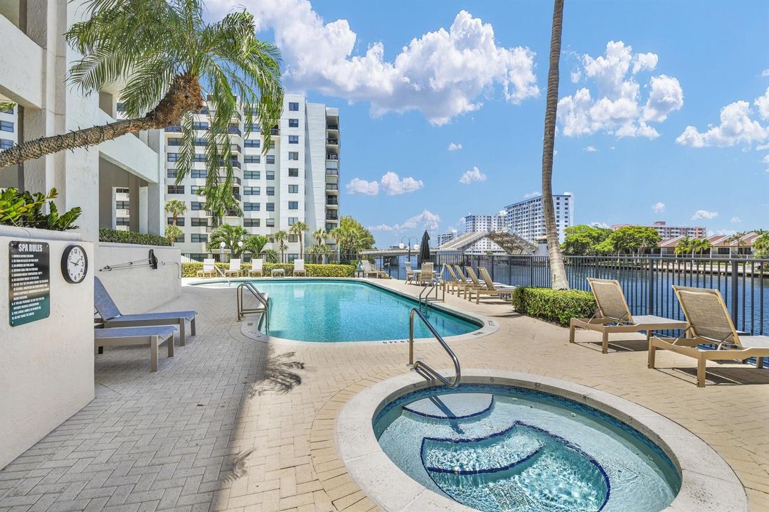 2880 NE 14th Street Cswy 213, Pompano Be