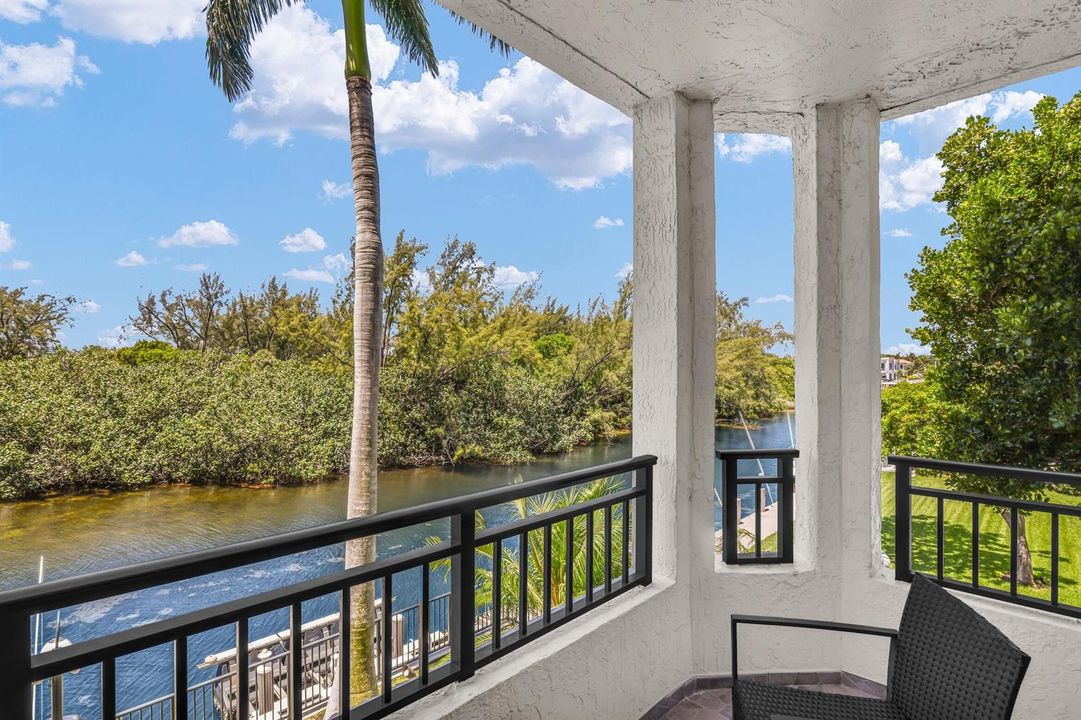 2880 NE 14th Street Cswy 213, Pompano Be