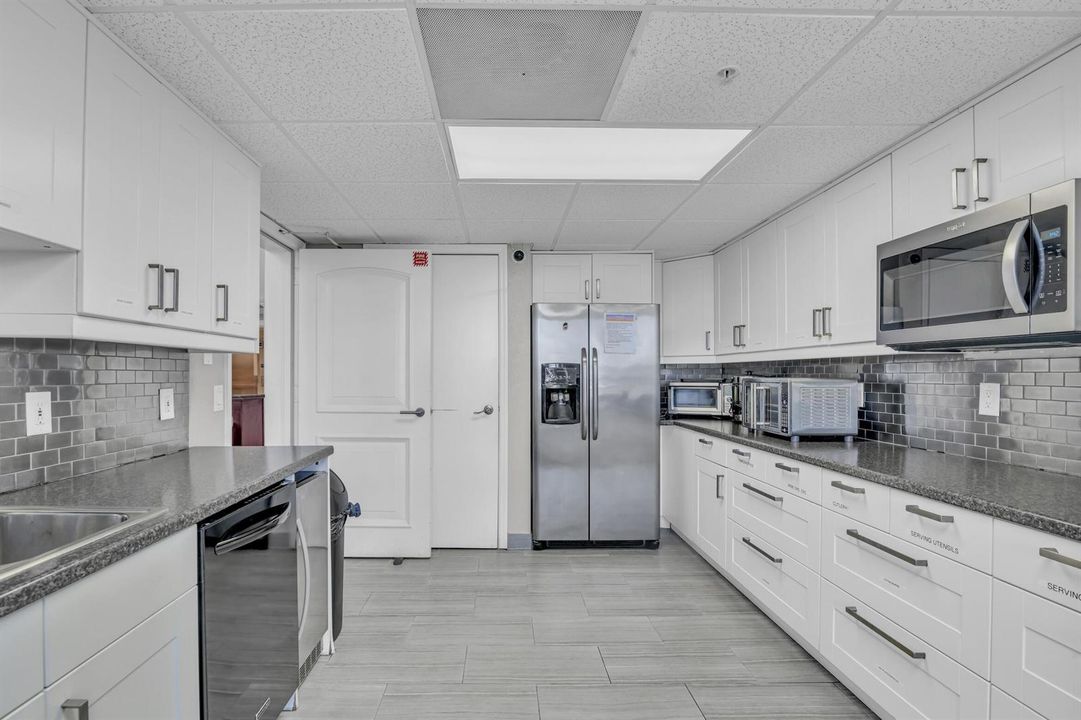 2880 NE 14th Street Cswy 213, Pompano Be