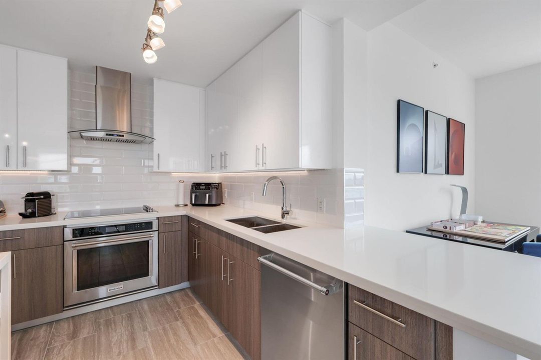 236 Southeast 5th Avenue - 19.jpg-SMALL