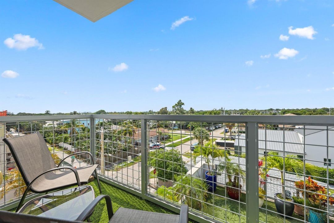 236 Southeast 5th Avenue - 25.jpg-SMALL