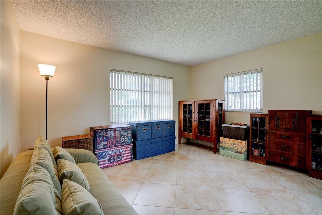 32-14315 Amapola Drive-22