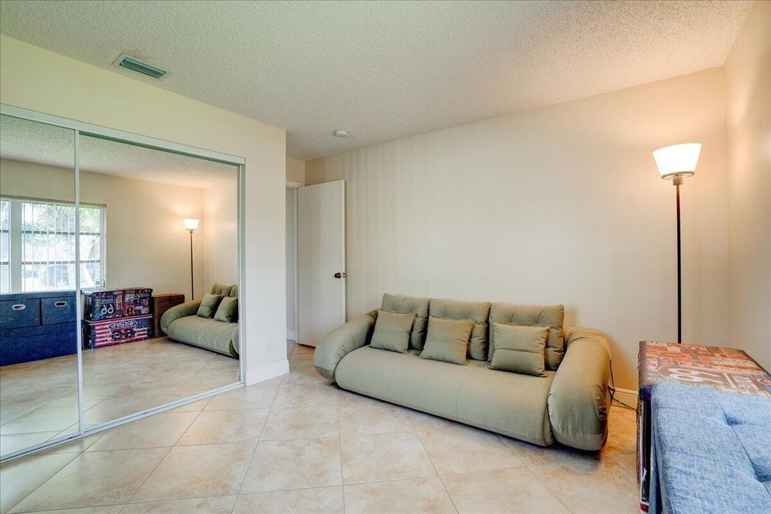 35-14315 Amapola Drive-26