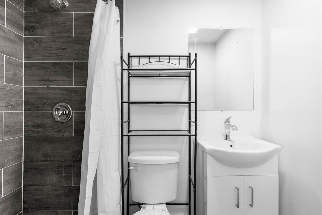Bathroom #2