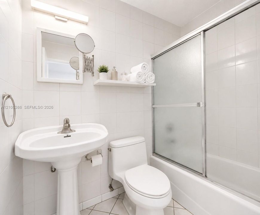 В аренду: $1,690 (2 спален, 1 ванн, 2636 Квадратных фут)