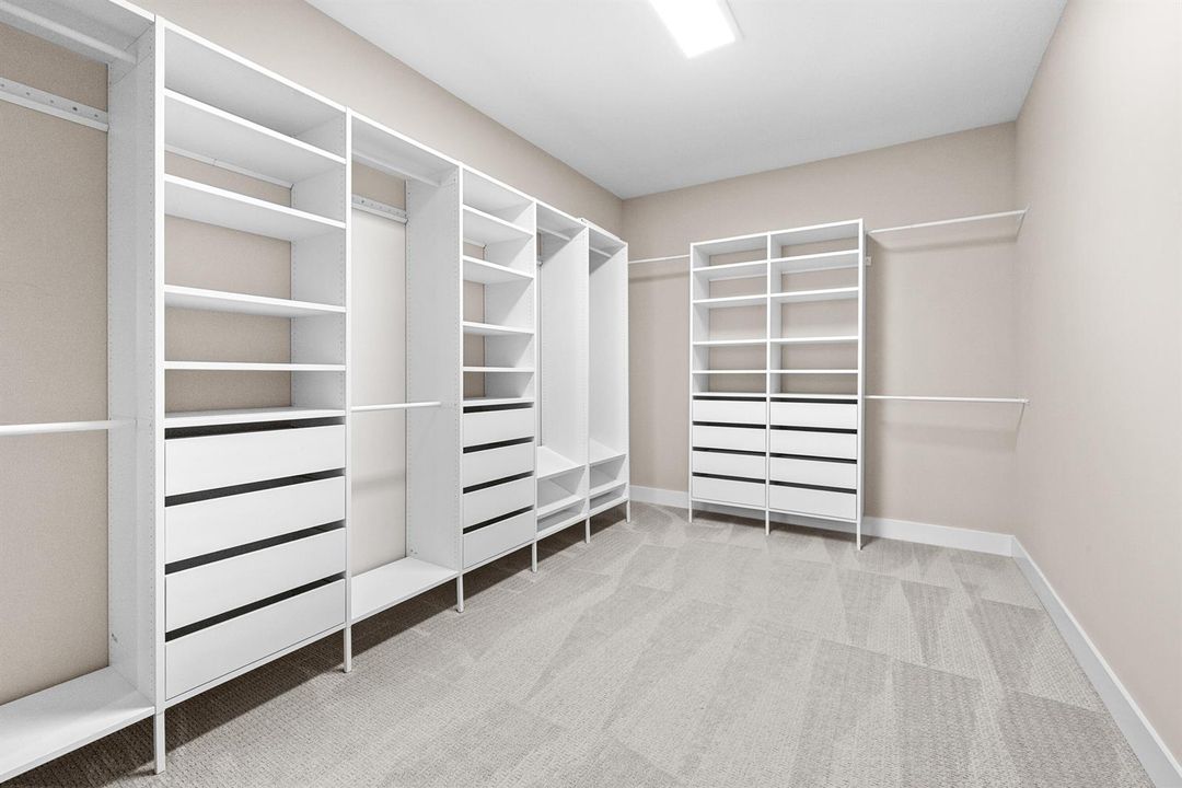 Walk In Closet