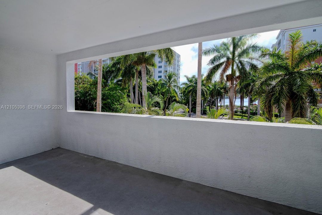 En Venta: $595,000 (3 camas, 2 baños, 1353 Pies cuadrados)