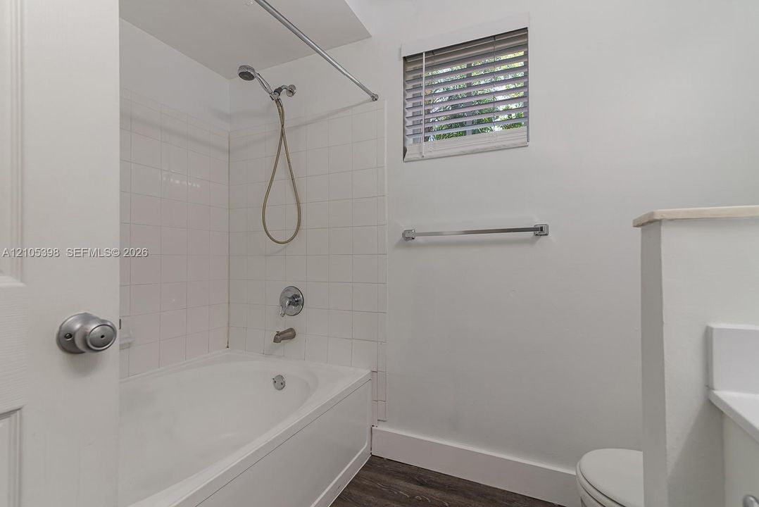 En Venta: $595,000 (3 camas, 2 baños, 1353 Pies cuadrados)