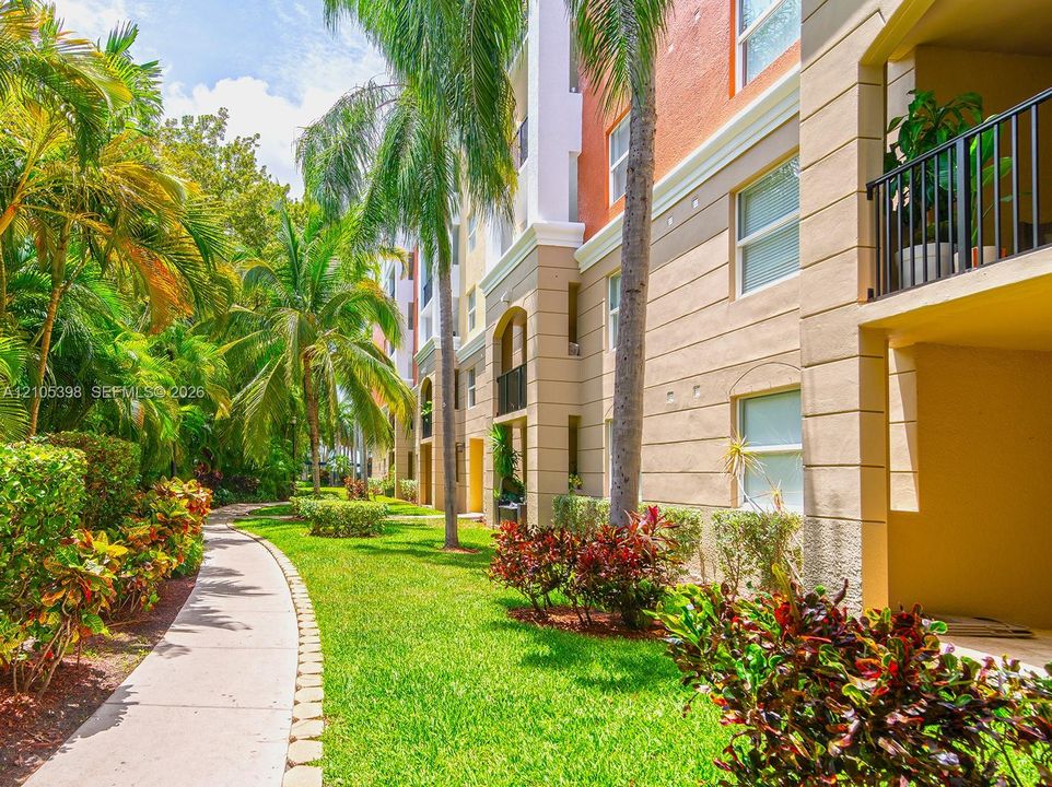 En Venta: $595,000 (3 camas, 2 baños, 1353 Pies cuadrados)