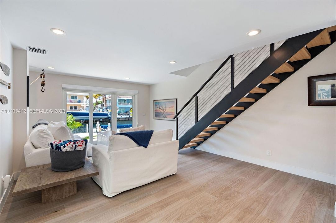 For Sale: $3,275,000 (5 beds, 3 baths, 2922 Square Feet)
