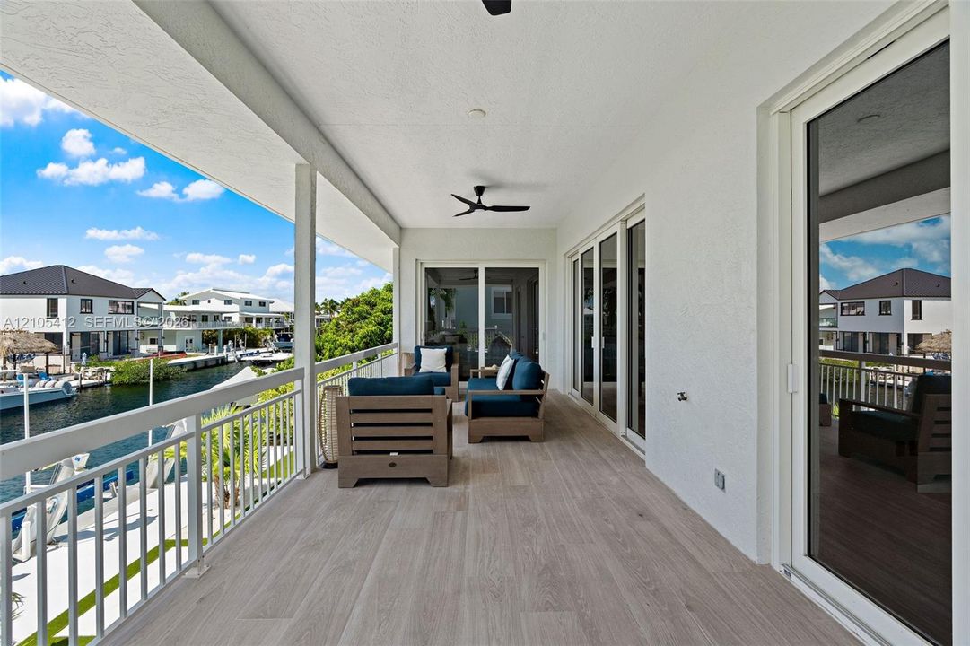 For Sale: $3,275,000 (5 beds, 3 baths, 2922 Square Feet)