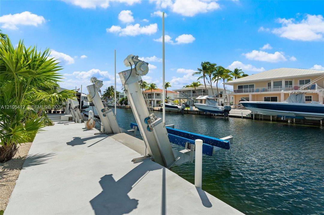 For Sale: $3,275,000 (5 beds, 3 baths, 2922 Square Feet)