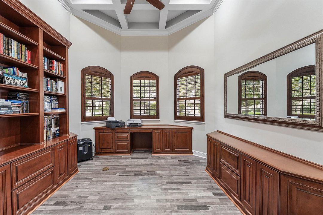1st Floor Office