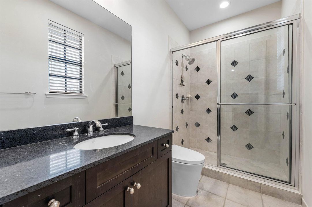 Ensuite #3