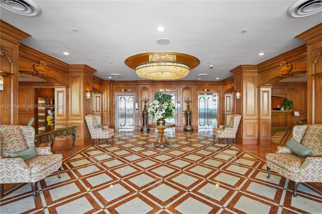 For Rent: $2,650 (1 beds, 1 baths, 790 Square Feet)