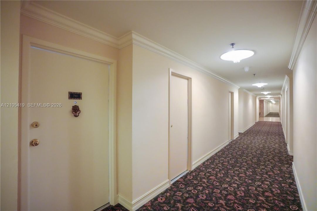 For Rent: $2,650 (1 beds, 1 baths, 790 Square Feet)