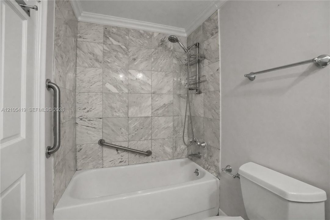 For Rent: $2,650 (1 beds, 1 baths, 790 Square Feet)