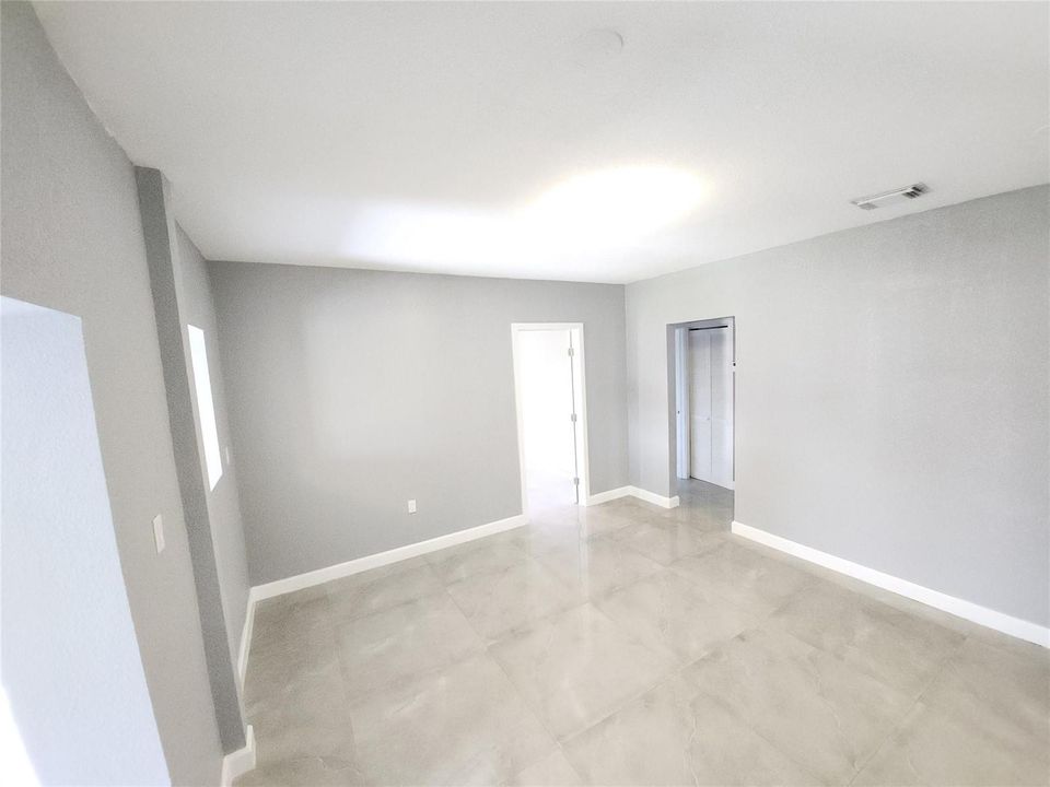 1766 NE 181st St, Miami