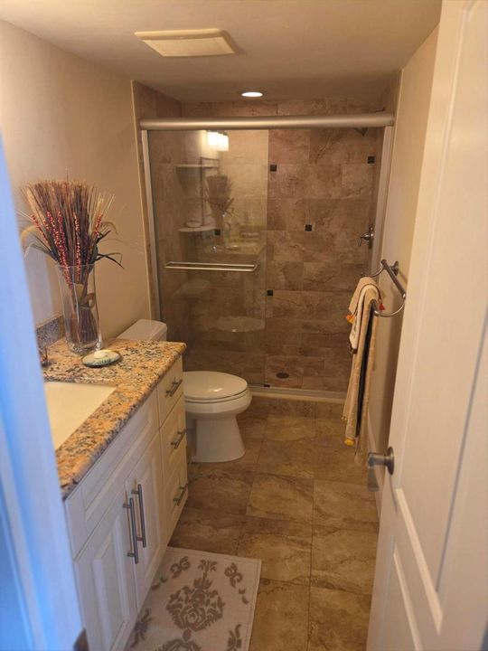 2nd bathroom