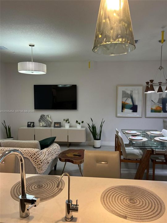 На продажу: $625,000 (3 спален, 2 ванн, 1509 Квадратных фут)