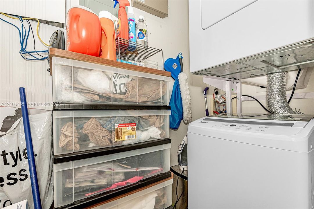 For Rent: $6,900 (2 beds, 2 baths, 1644 Square Feet)