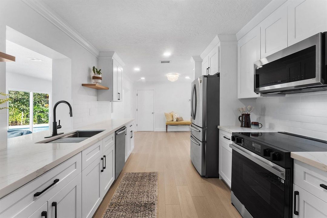 011-2013ArdleyRoad-NorthPalmBeach-FL-334