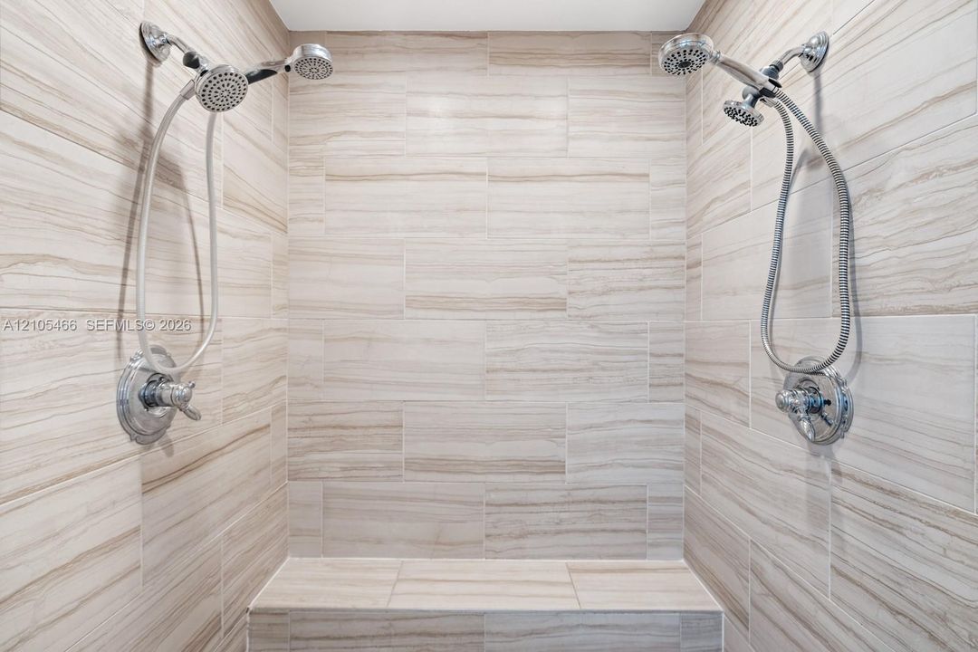 En Renta: $8,900 (4 camas, 4 baños, 2400 Pies cuadrados)