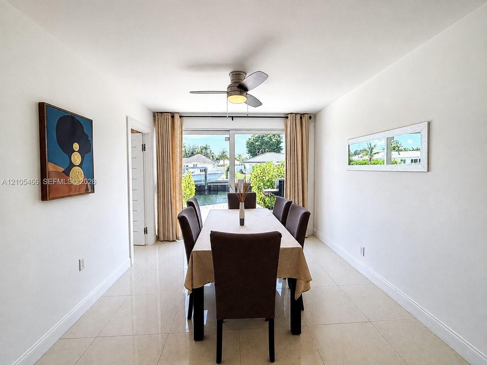 En Renta: $8,900 (4 camas, 4 baños, 2400 Pies cuadrados)