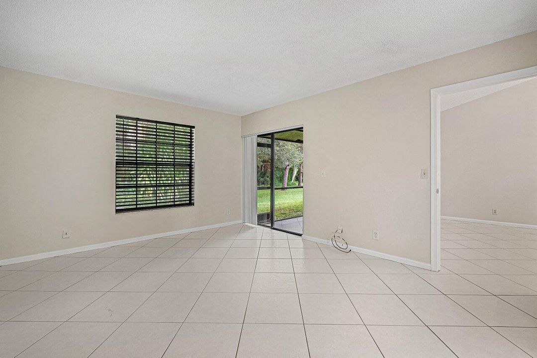 027-462HardwoodPlace-BocaRaton-FL-33431-