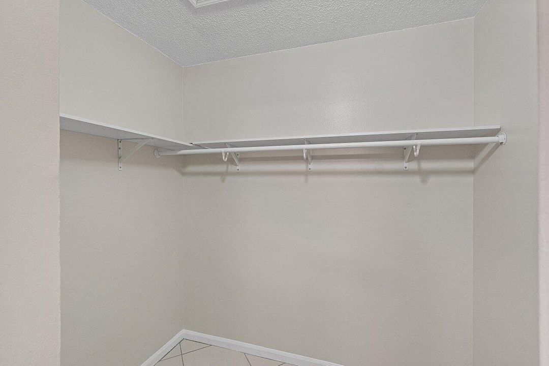 028-462HardwoodPlace-BocaRaton-FL-33431-