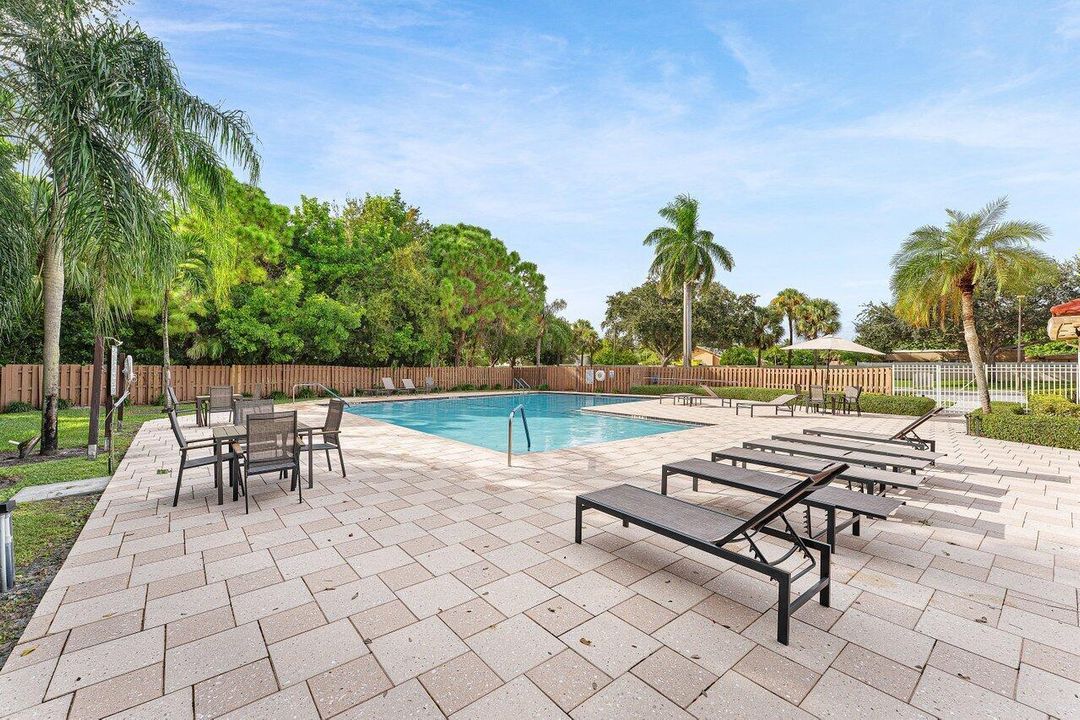041-462HardwoodPlace-BocaRaton-FL-33431-