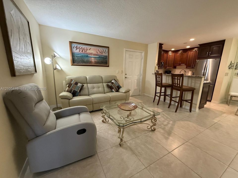 For Rent: $5,500 (2 beds, 2 baths, 1268 Square Feet)