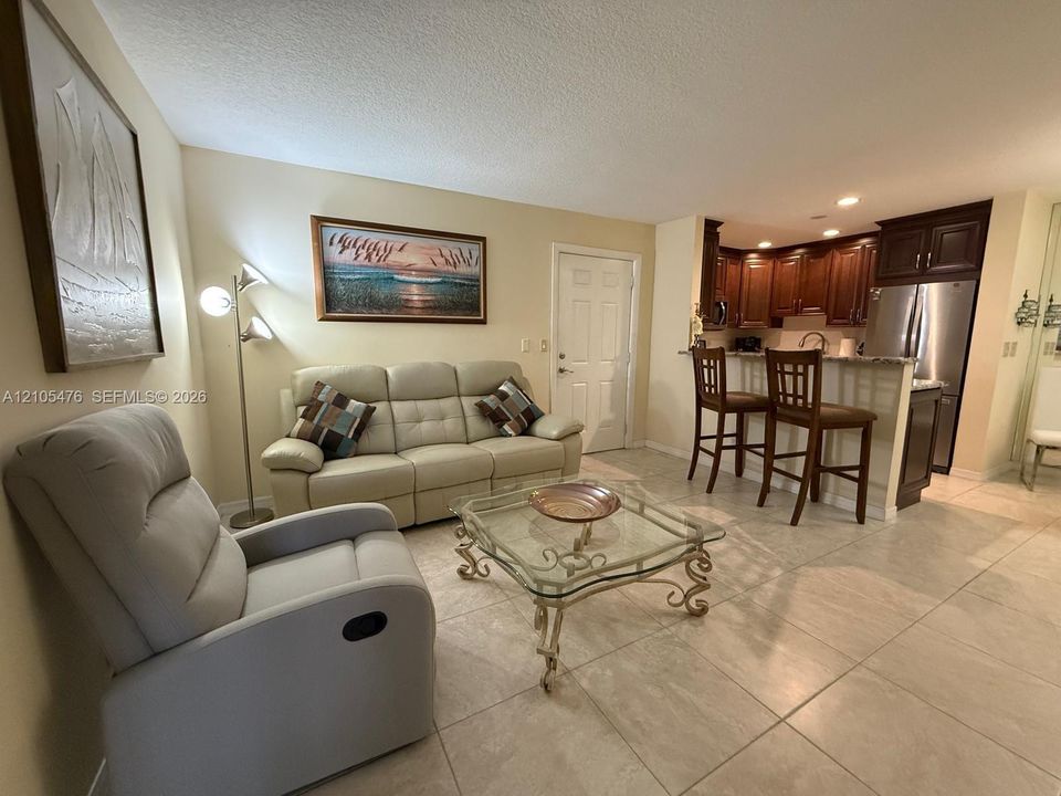 For Rent: $5,500 (2 beds, 2 baths, 1268 Square Feet)