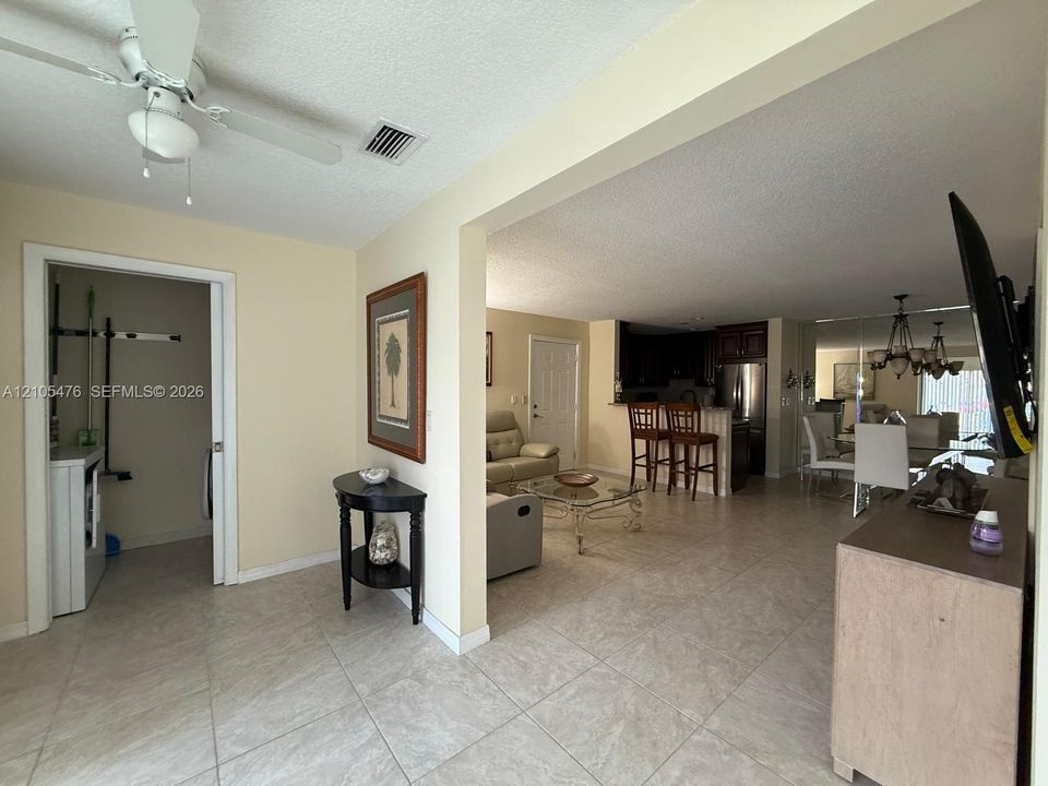 For Rent: $5,500 (2 beds, 2 baths, 1268 Square Feet)