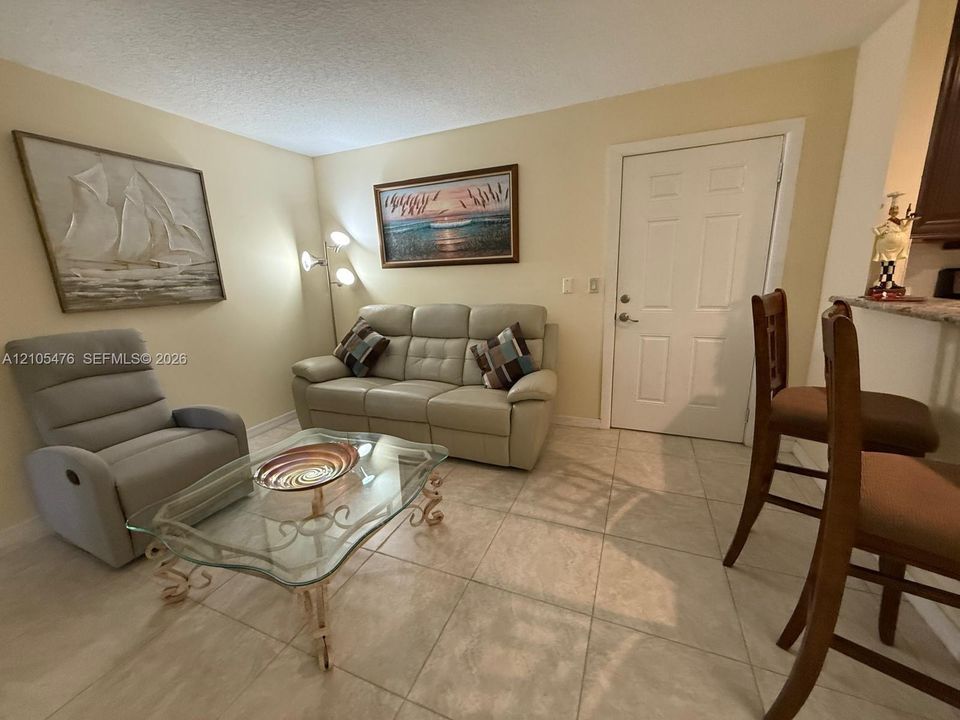 For Rent: $5,500 (2 beds, 2 baths, 1268 Square Feet)
