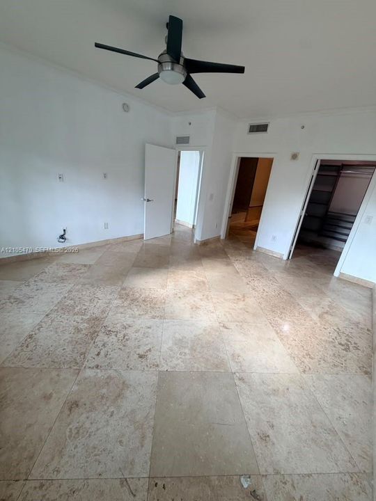 For Sale: $559,000 (3 beds, 3 baths, 1600 Square Feet)