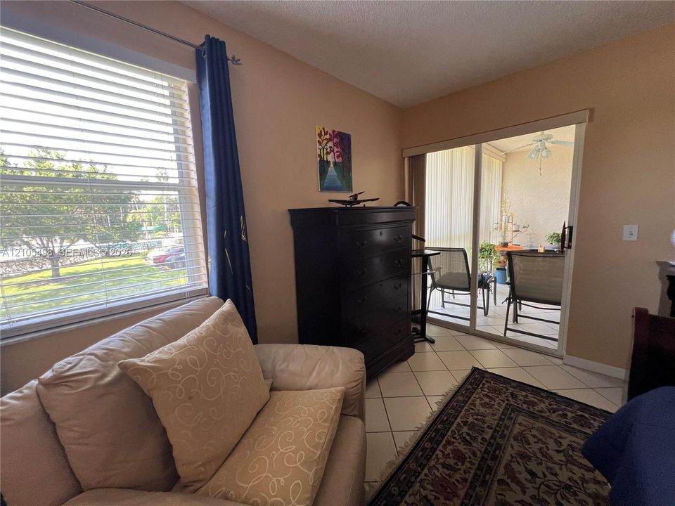 with windows, natural light and access to balcony