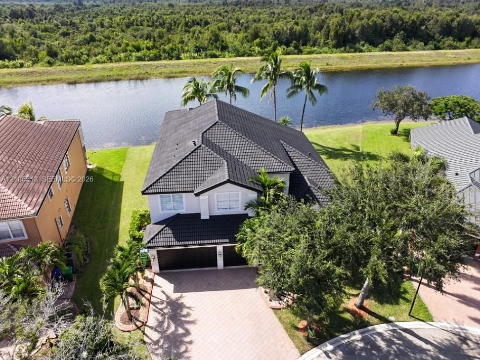 Aerial View of front w/camera facing NW