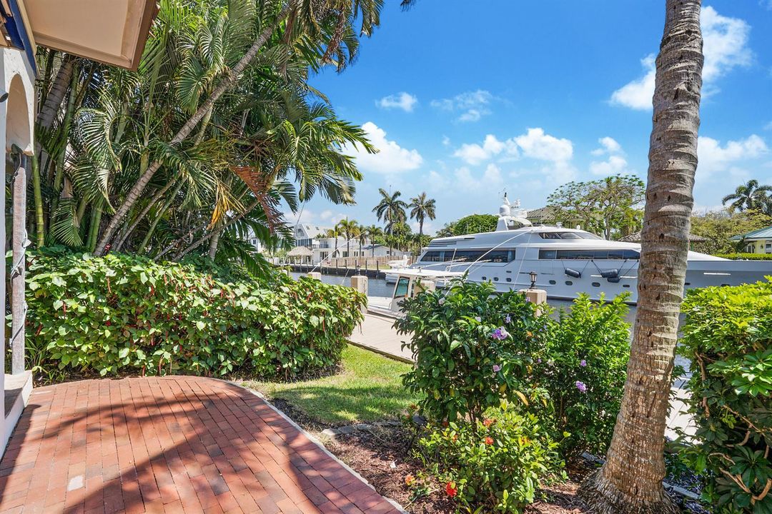 Waterfront private patio