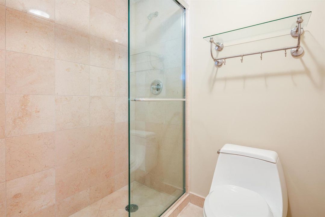 _0050_Guest Bath 1