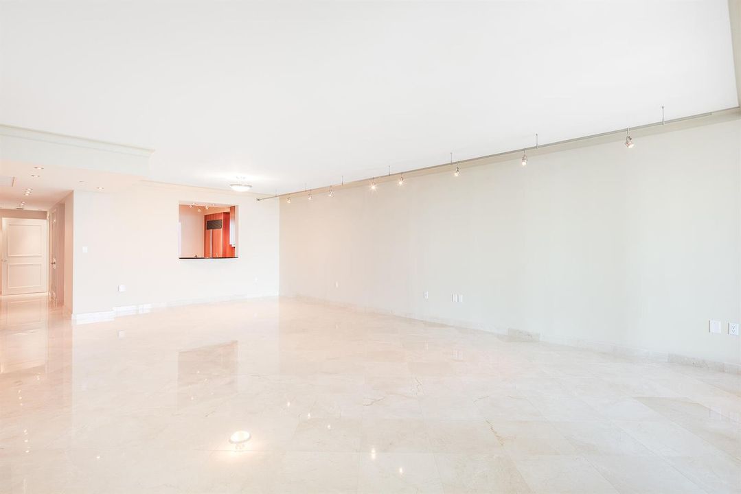 _0041_Living Area 3