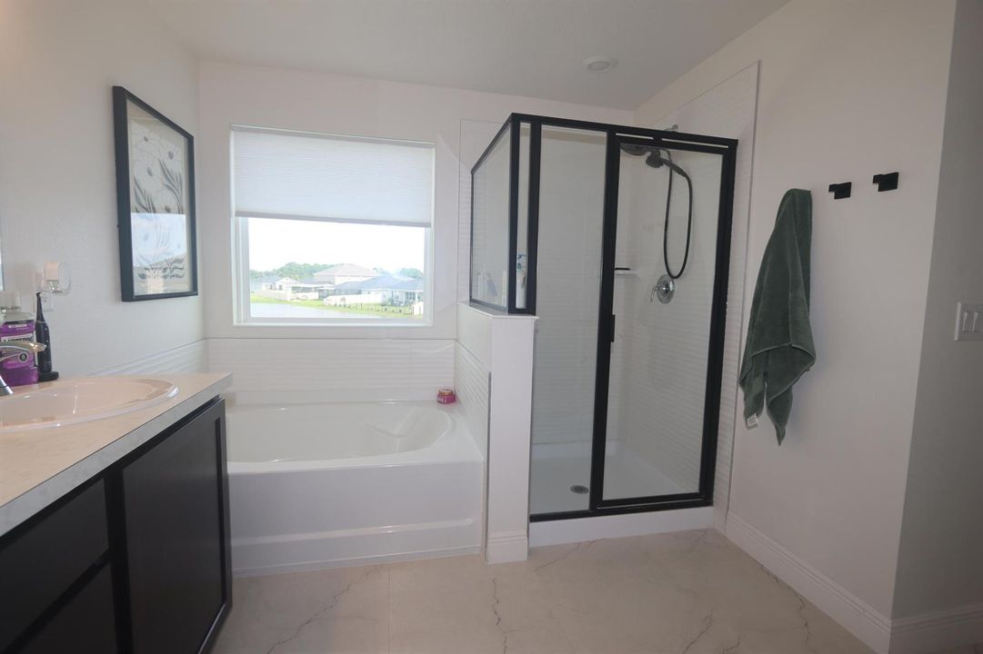 21 Master Up bath