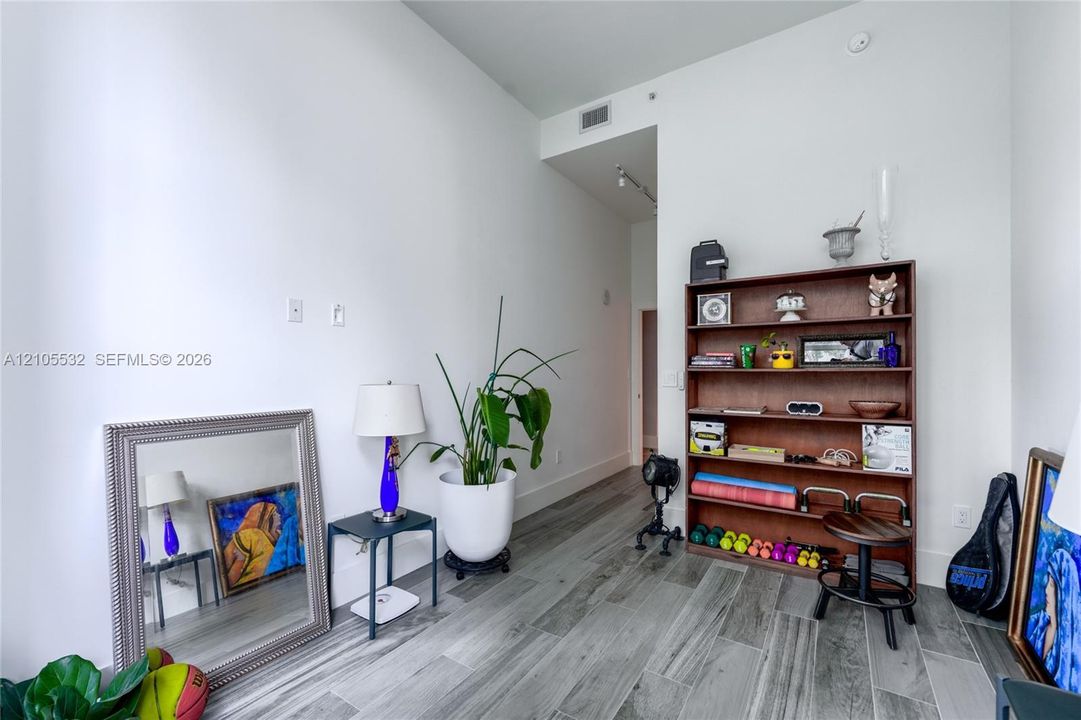 En Venta: $810,000 (3 camas, 2 baños, 1475 Pies cuadrados)