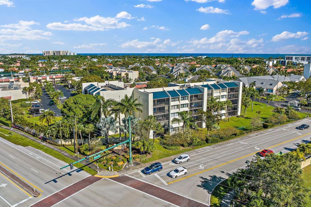 010-1605US1NM1103-Jupiter-FL-SMALL