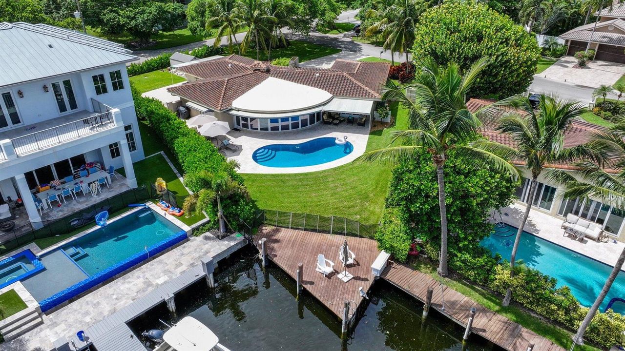 910 Banyan Drive - 5.jpg-SMALL
