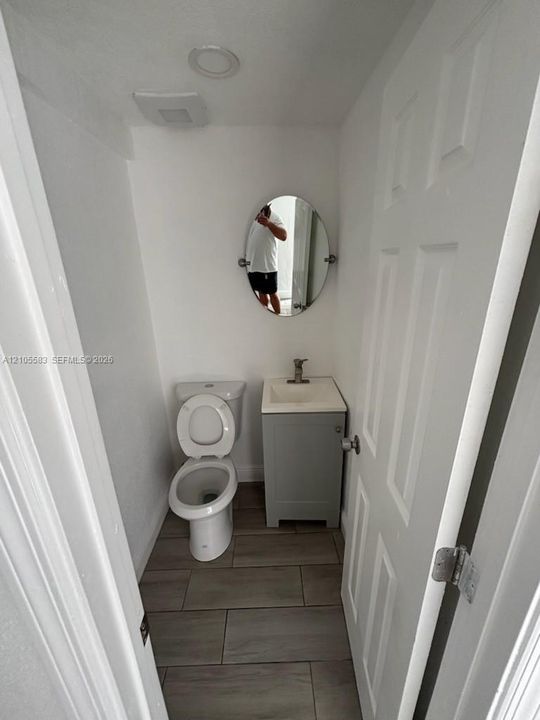 В аренду: $2,200 (3 спален, 1 ванн, 880 Квадратных фут)