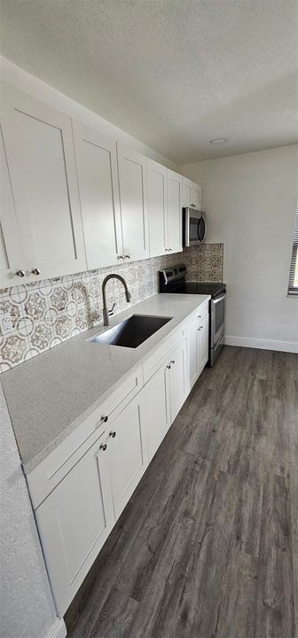 В аренду: $2,200 (3 спален, 1 ванн, 880 Квадратных фут)