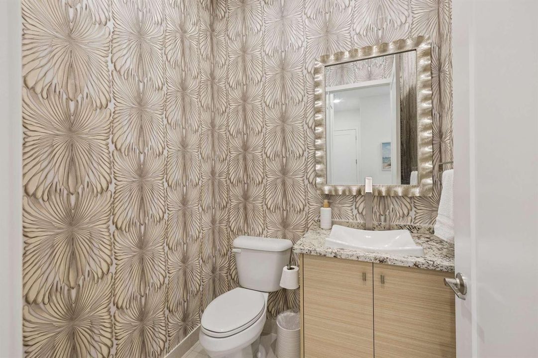POWDER ROOM